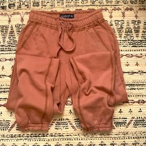 abercrombie sweatpants pinkish brown color